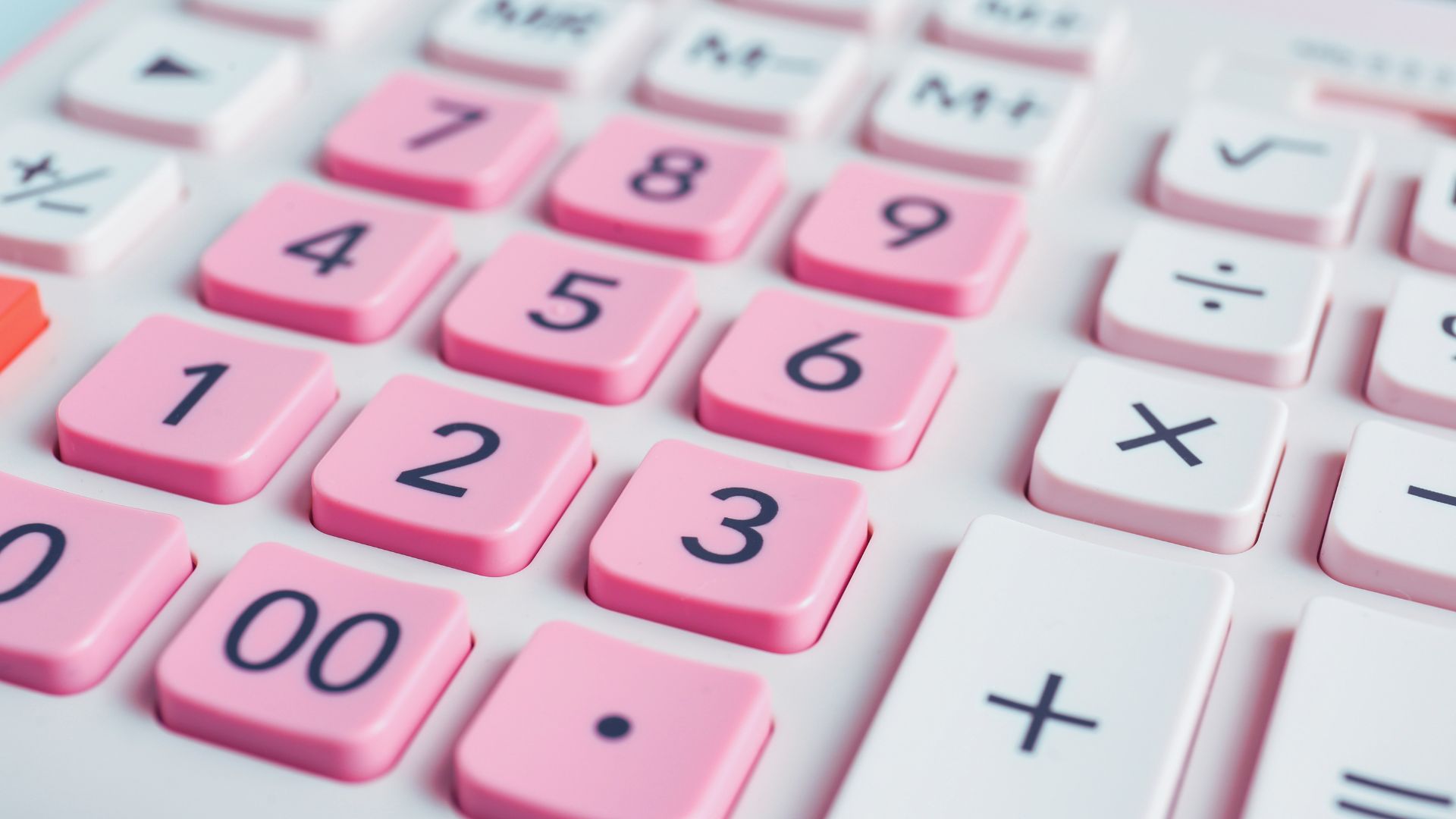 Pouvoir d’achat : le gouvernement étudie une hausse anticipée du SMIC